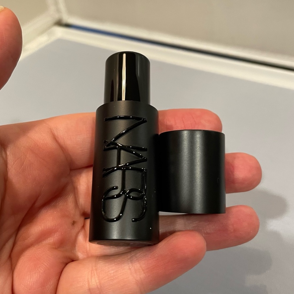 NIB NARS Full-size Refillable No Rules 885 Cool Berry Explicit Lipstick Lux $42! - Picture 5 of 8